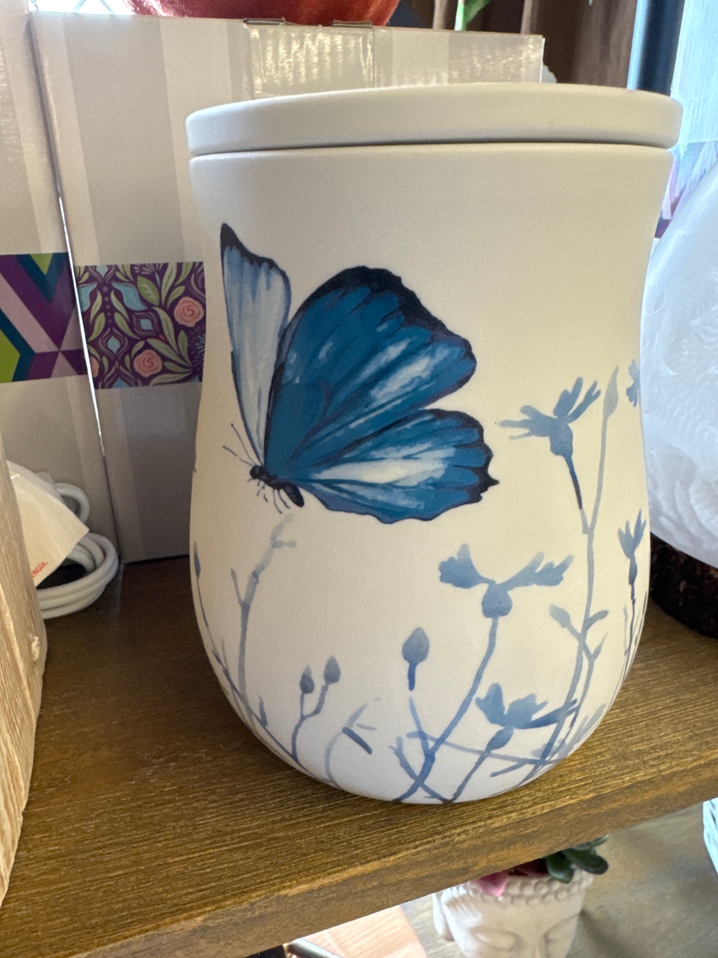 SE - scentsy free to fly wax burner