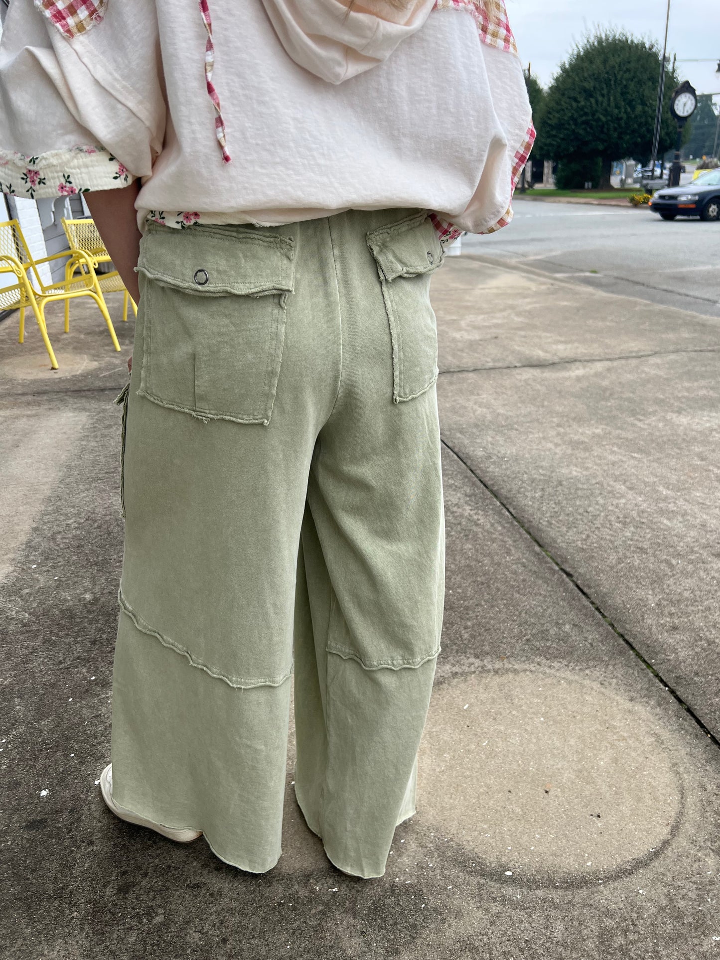 Dr. Feel Good Cargo Pants | Faded Olive