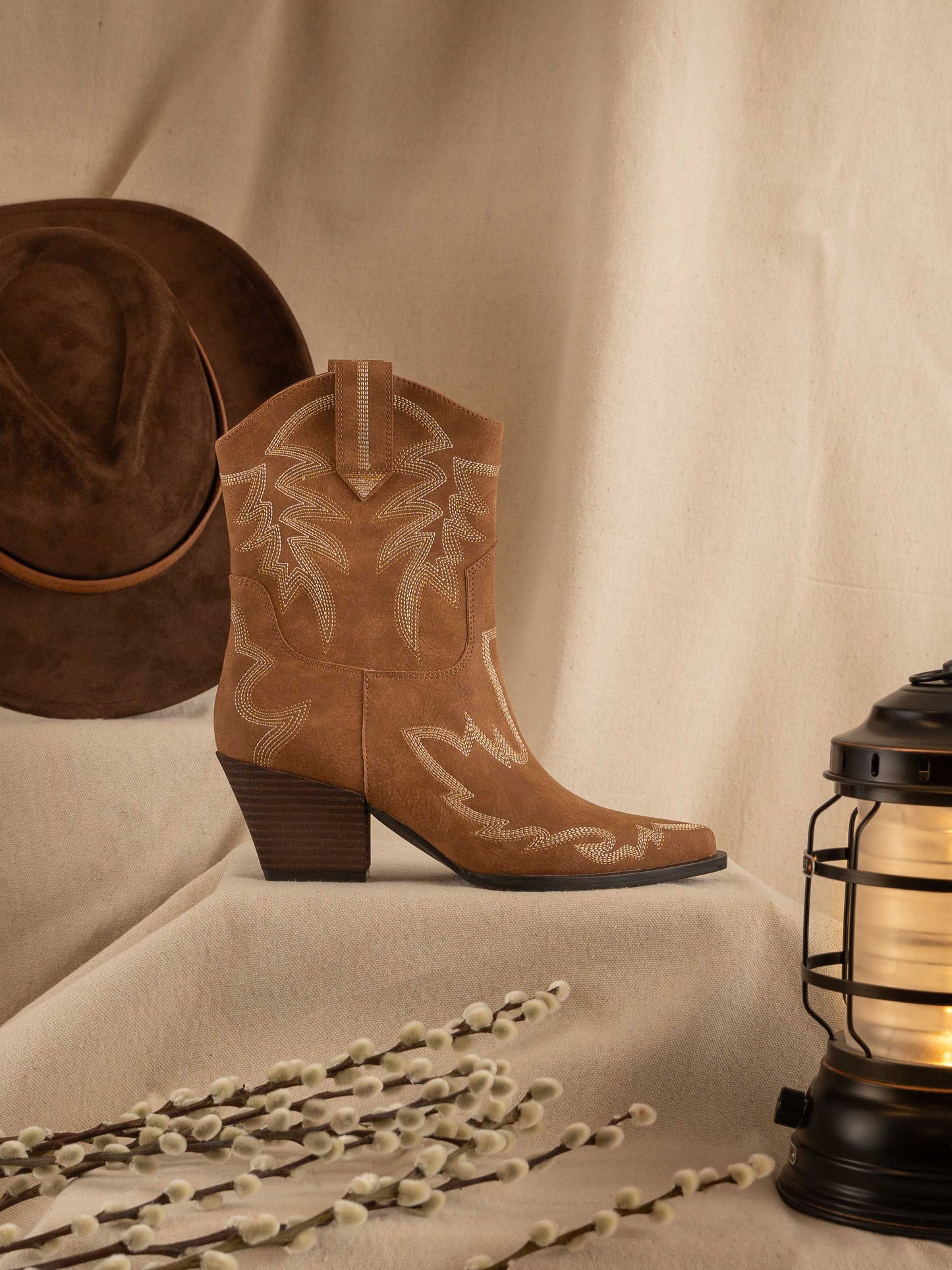 The Nantes Embroidered Cowboy boot | Brown