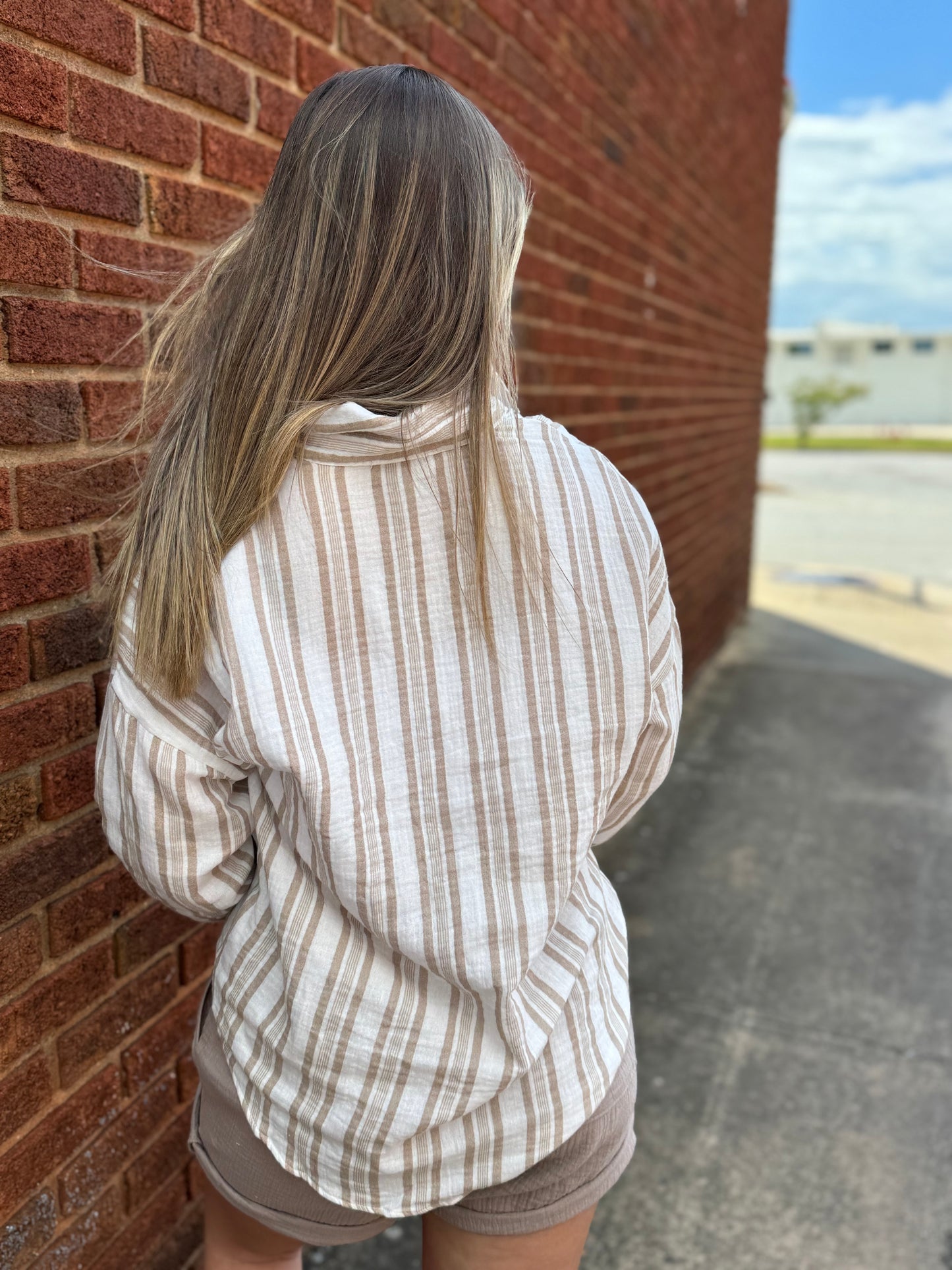 Akoya Dreams Button-Up Top | Khaki Stripe