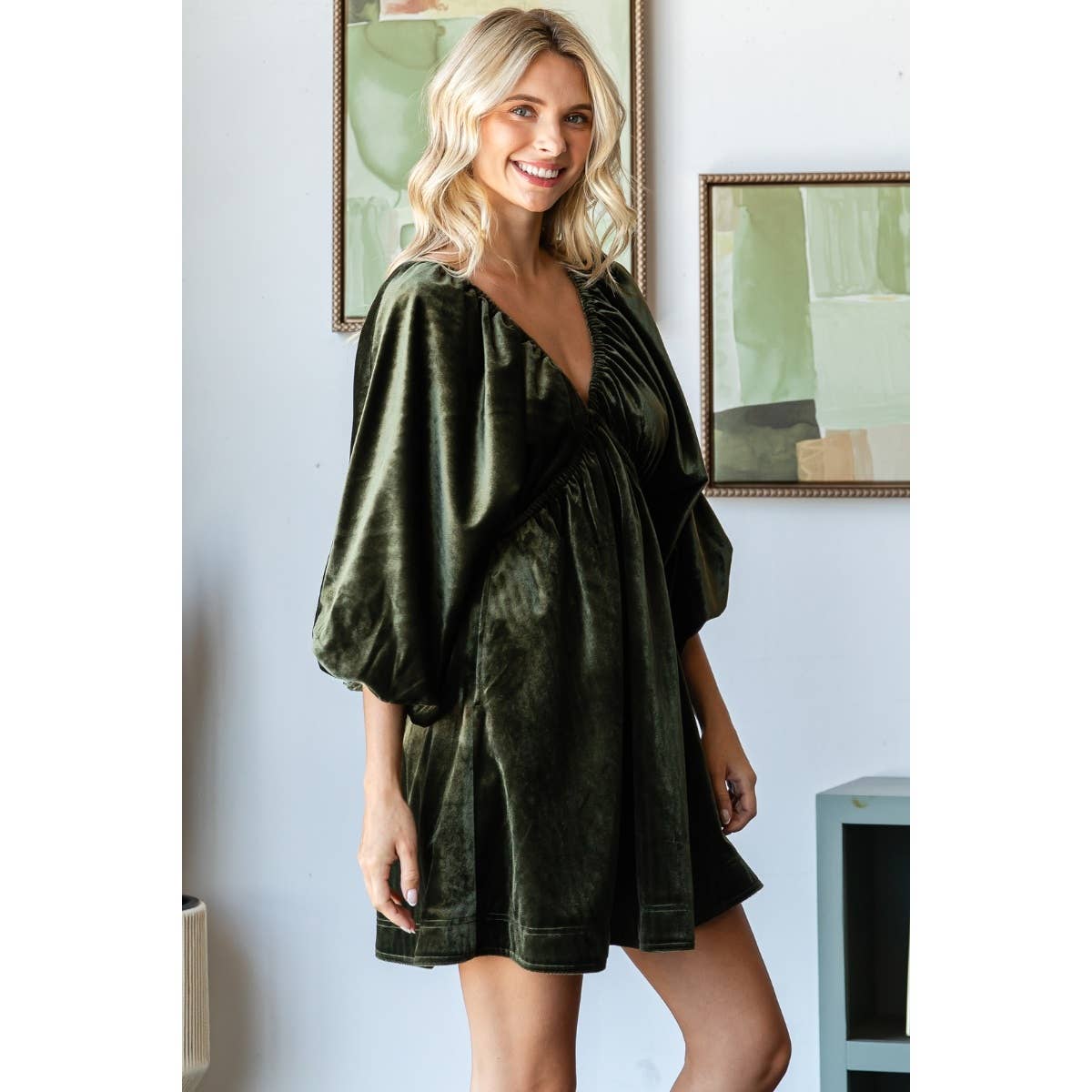 Emerald Velvet Puff Sleeve Dress
