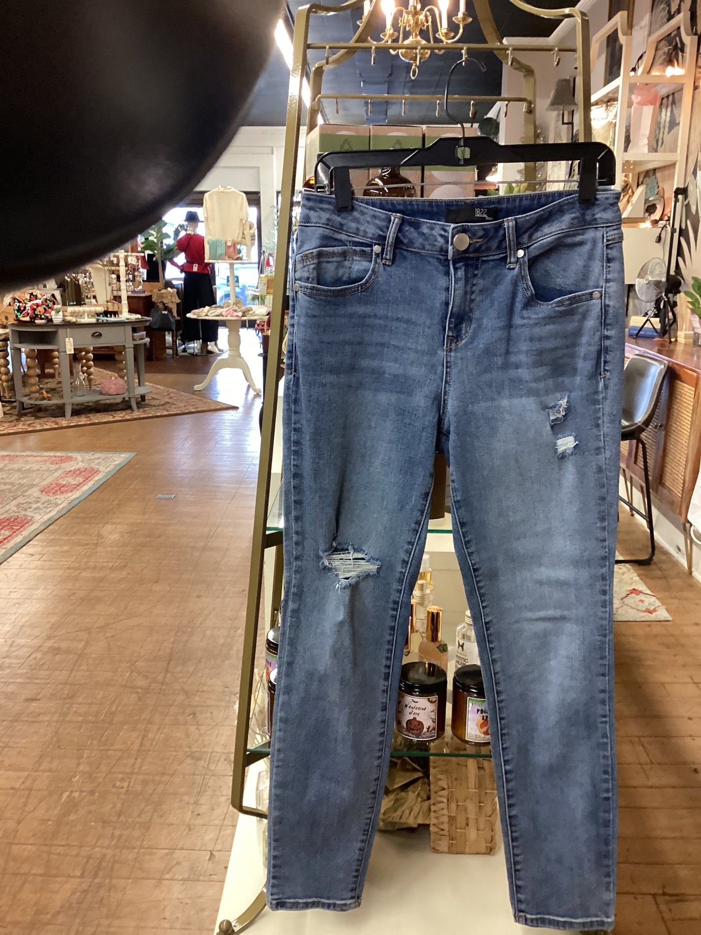 EMR remix 1822 jeans size 8