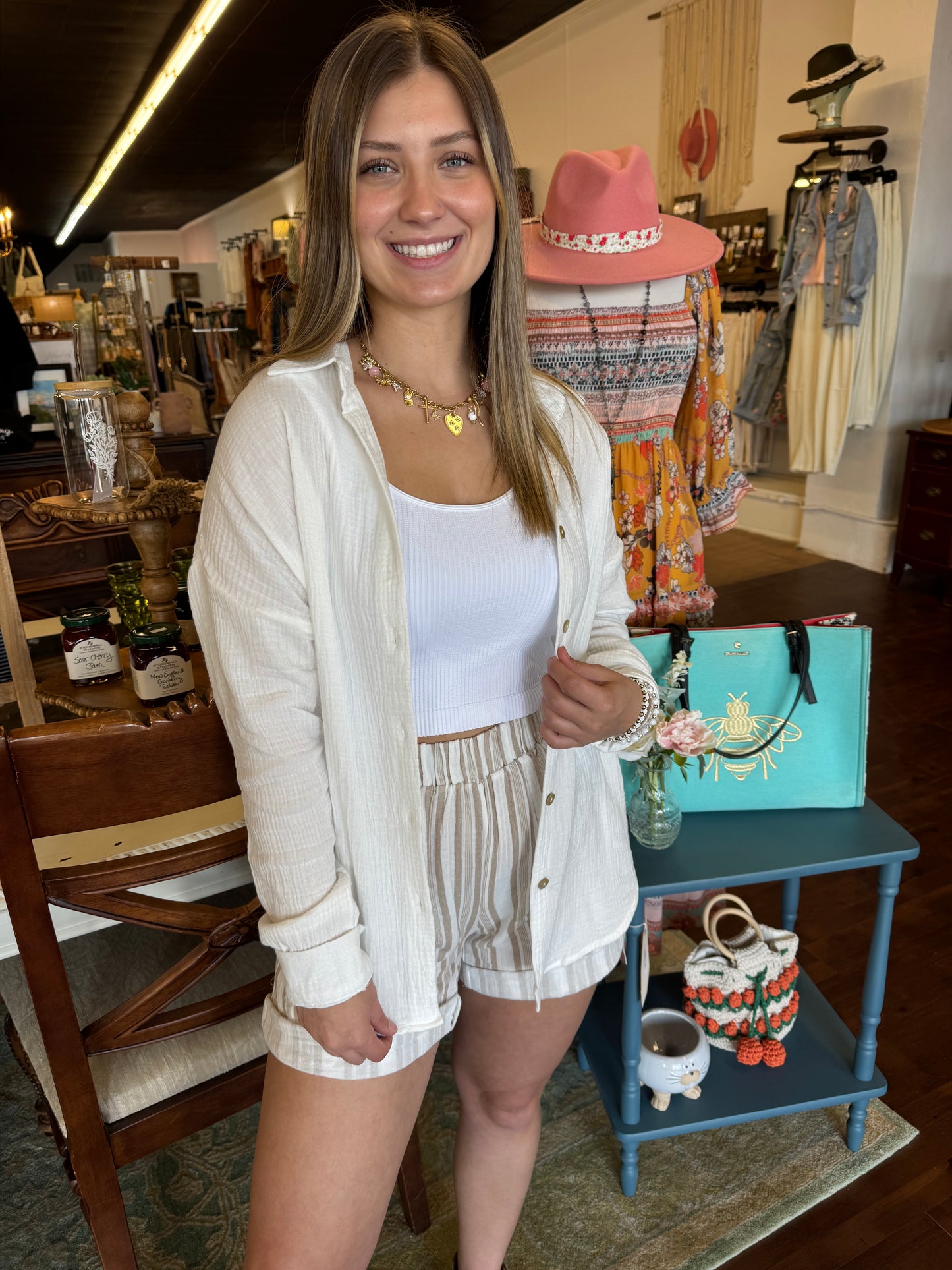 Akoya Dreams Button-Up Top | White