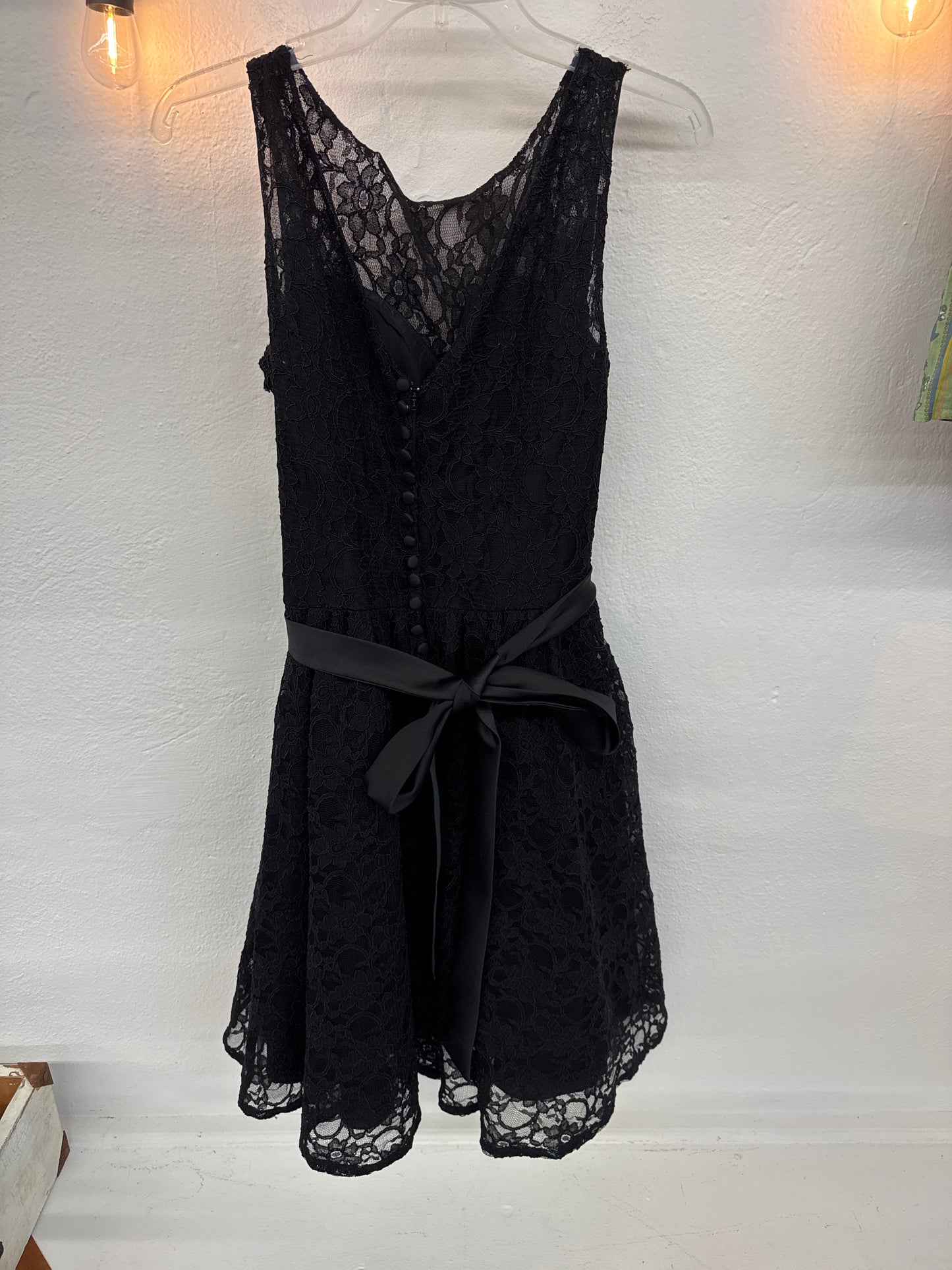 WP - Mori Lee Black Lace Cocktail Dress | Junior 16