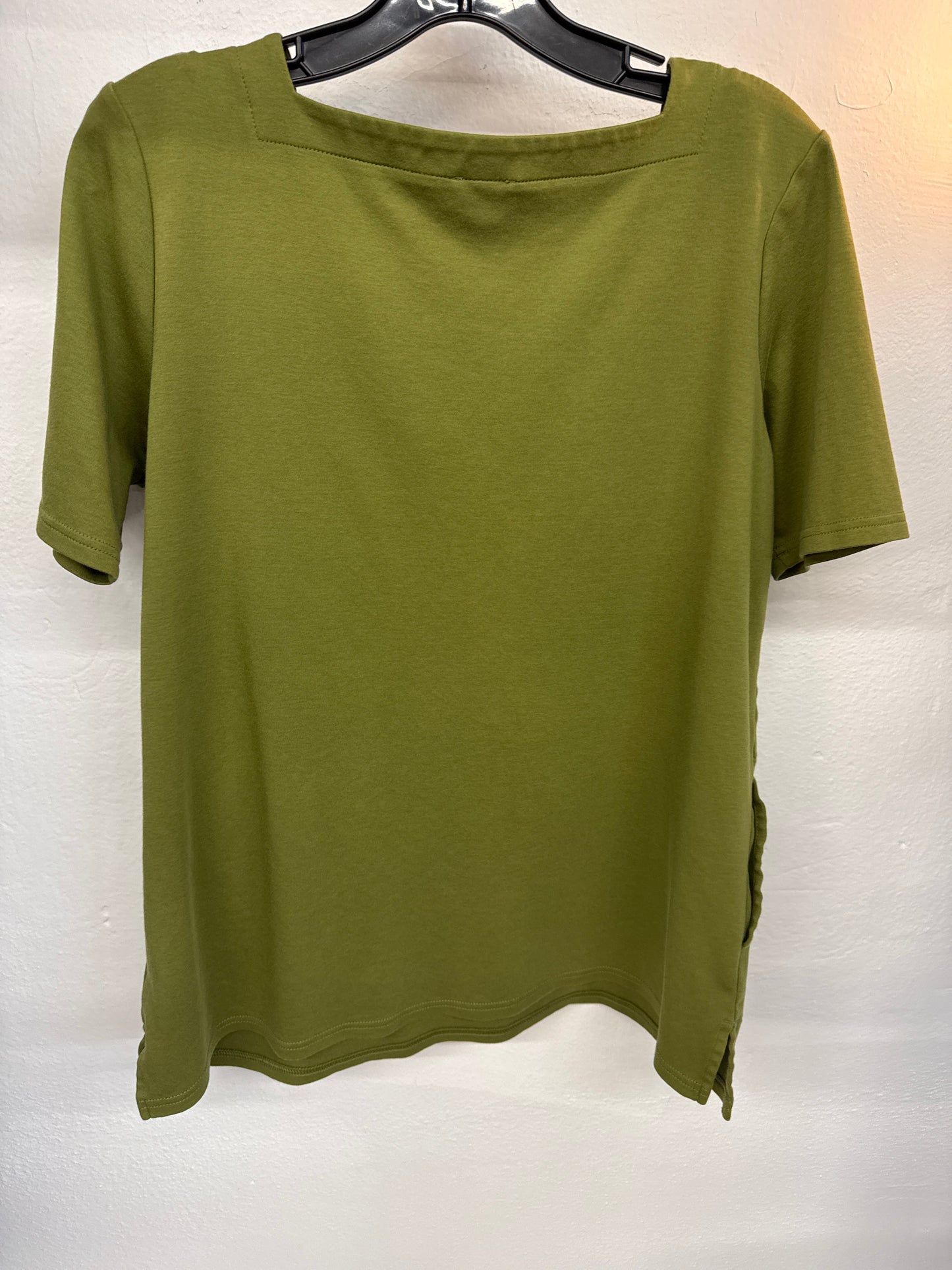 Chicos Hreen Square Nexk Top with Pockets | size 1, med