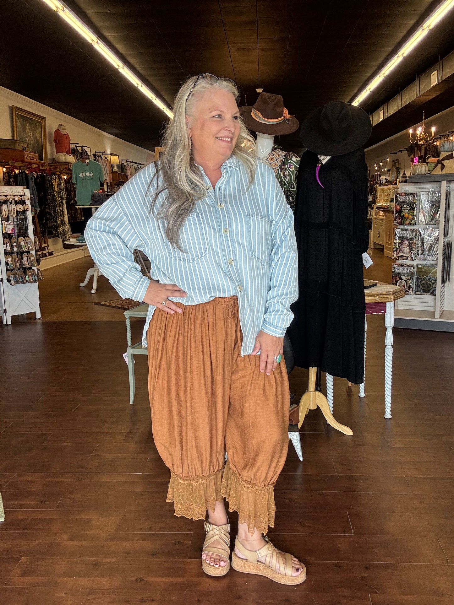 Angelic Bloomer Pants | Brown