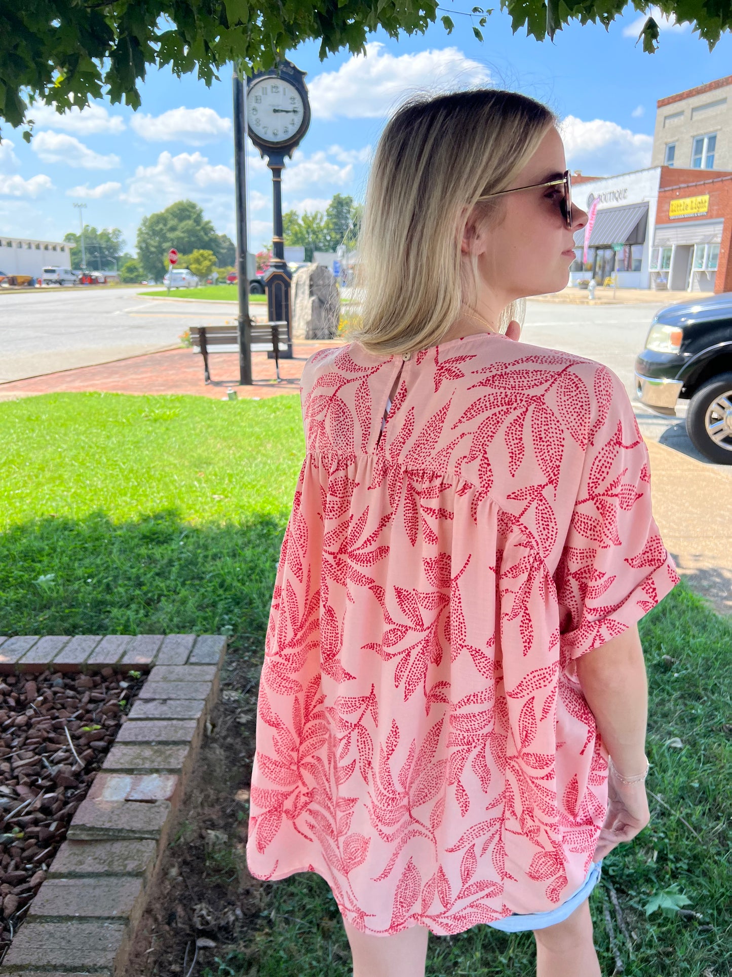 Laura Linen Babydoll Tunic