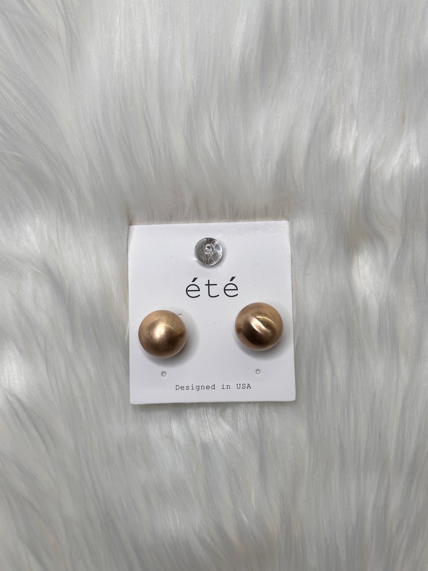 Solid Stud Earring