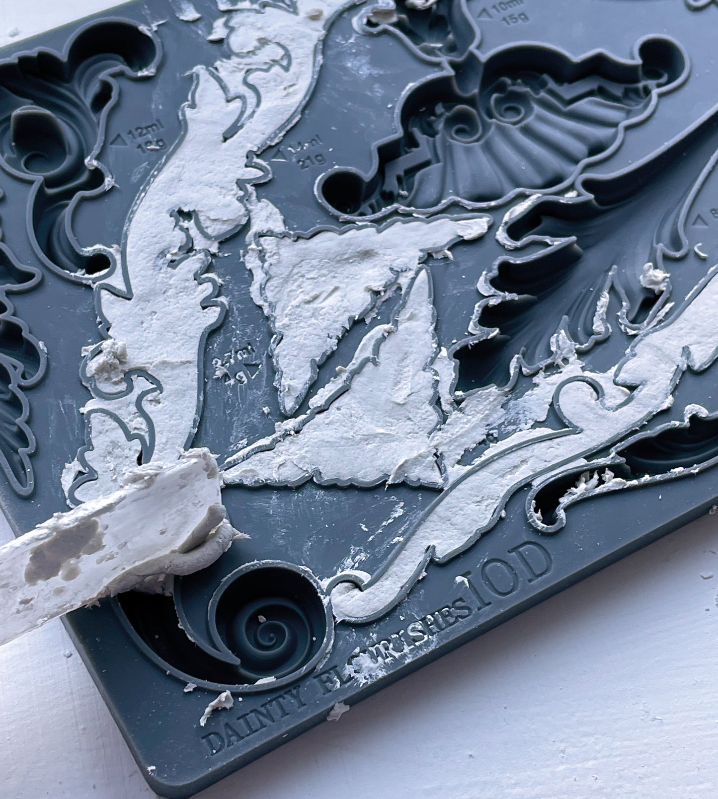 Dainty Flourishes 6X10 IOD Mould