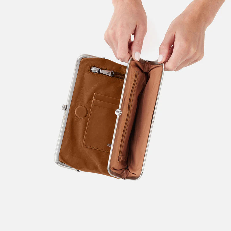Lauren Clutch-Wallet