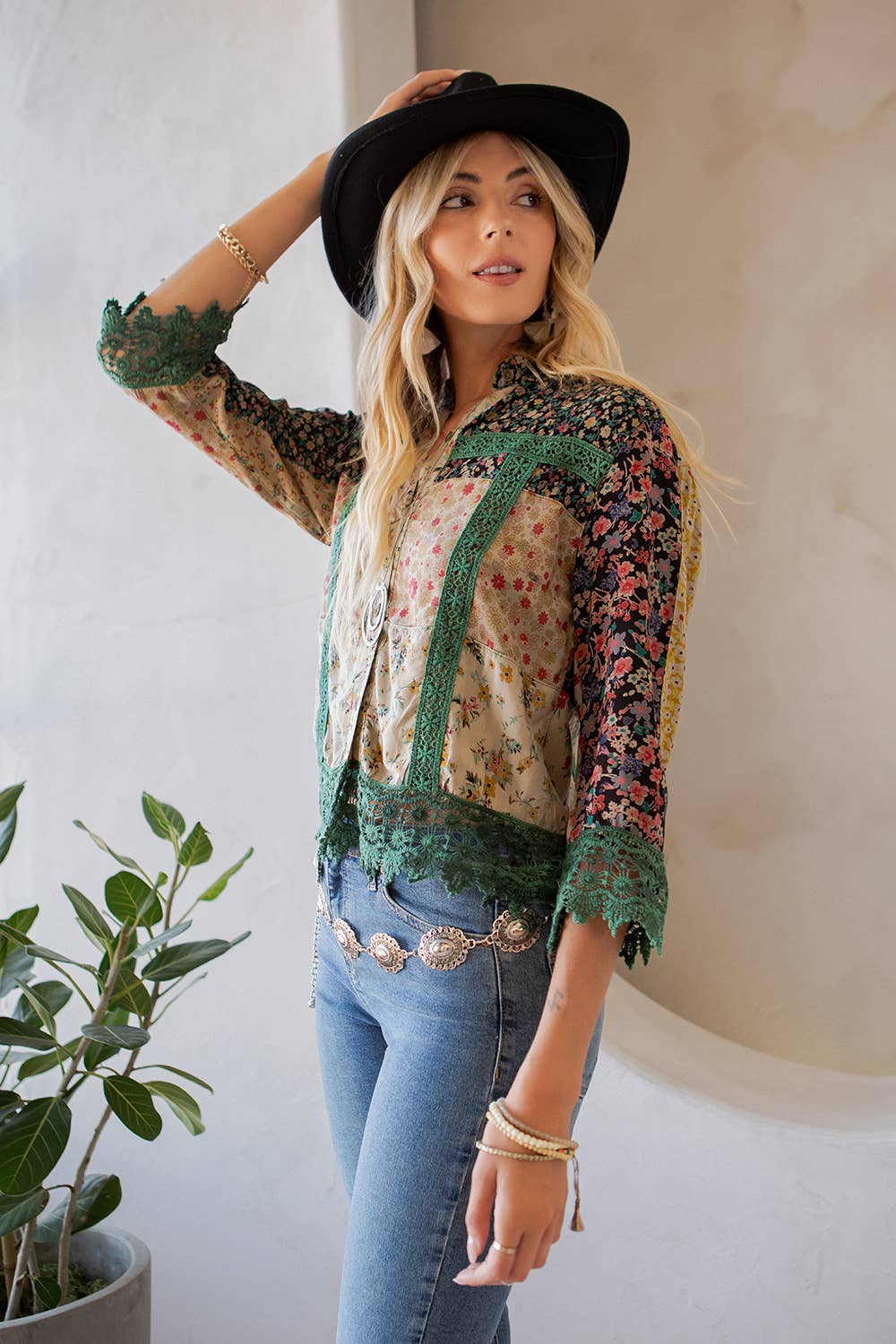 Ella Lace Cropped Shirt Jacket