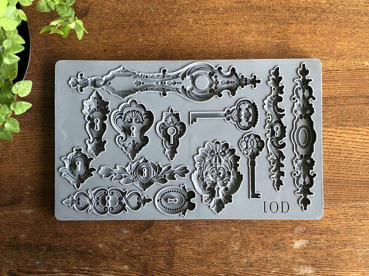 Lock & Key 6x10 Decor Moulds