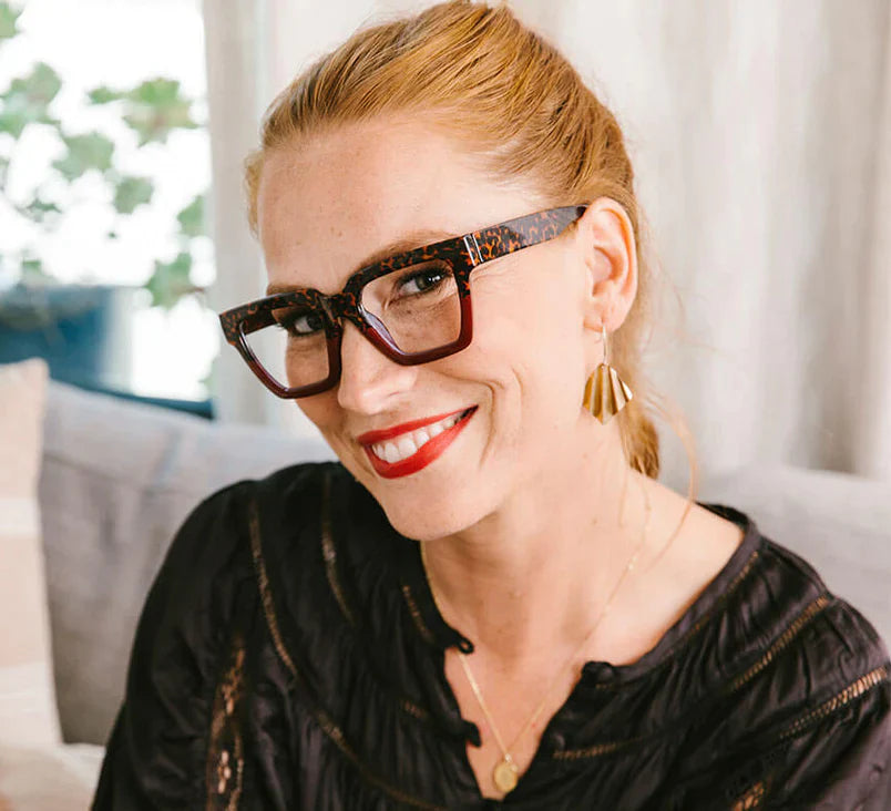 Peepers Take a Bow - (Blue light)