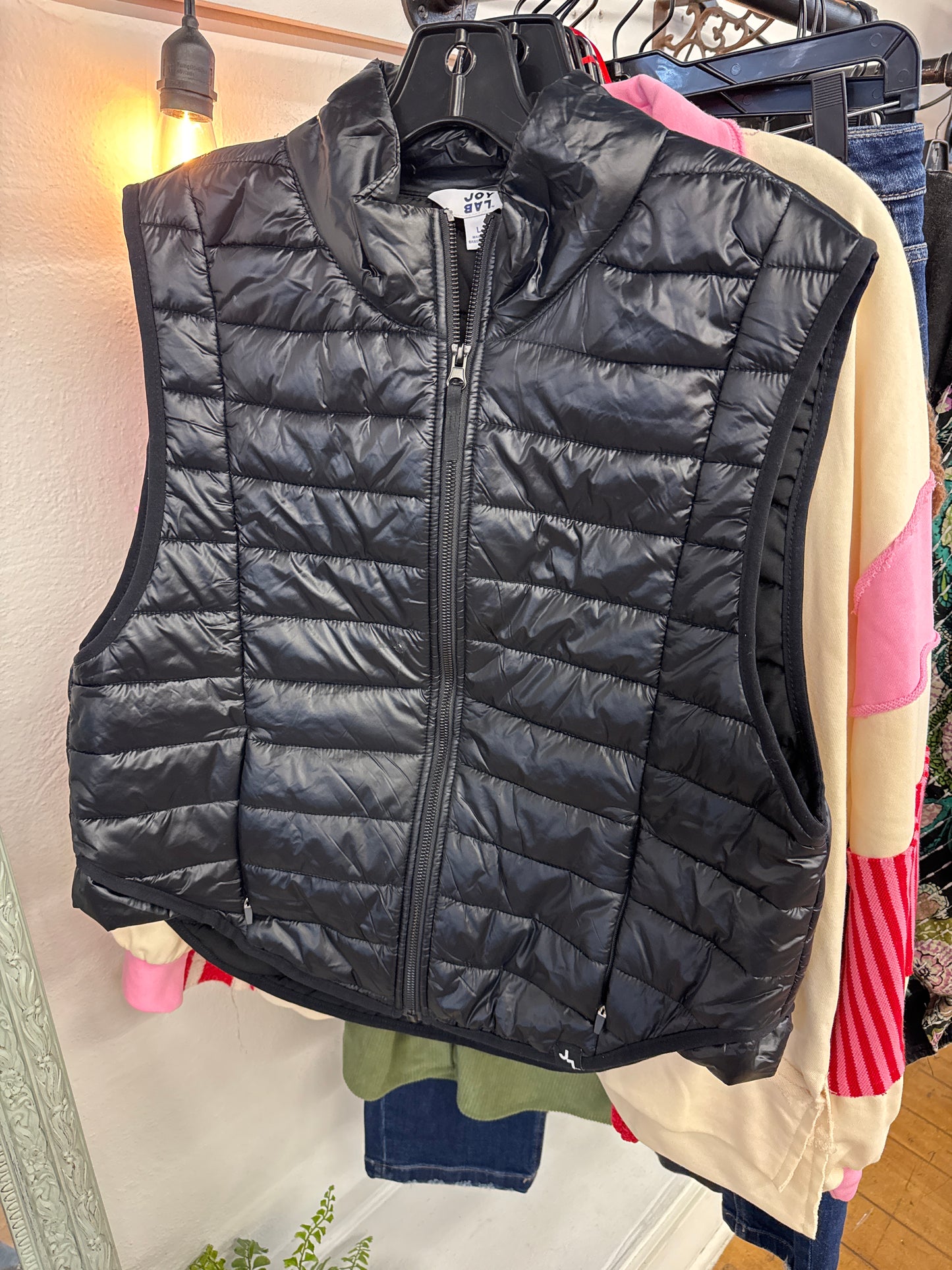 KC -  Black Puffer Vest | large