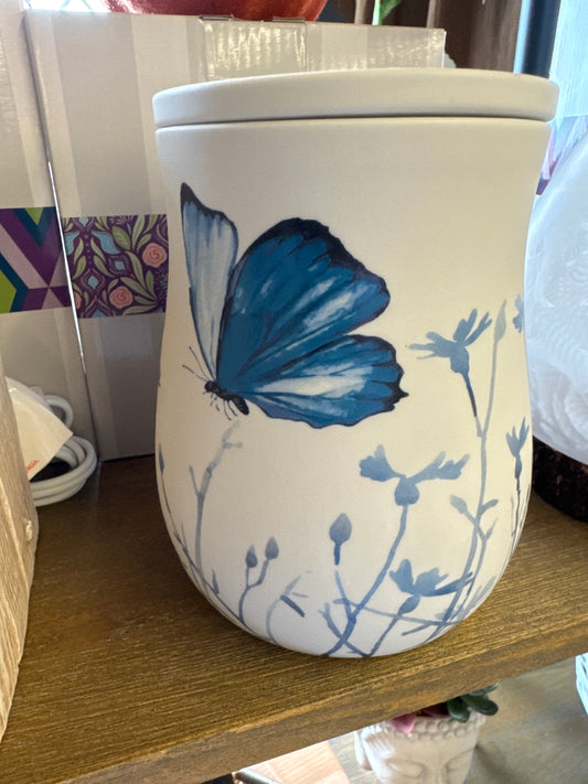 SE - scentsy  free to fly wax burner