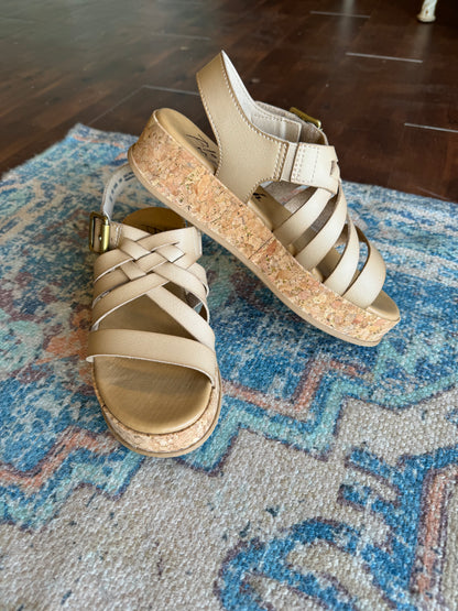 Blowfish Merci Sandal | Lt Almond