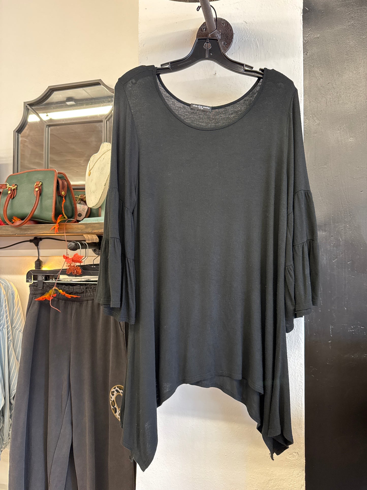 LK - Cha Cha Vente Tunic | L