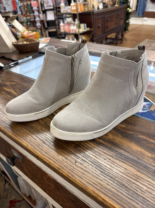 WP - Sugar Platform Grey Sneaker | size 8.5