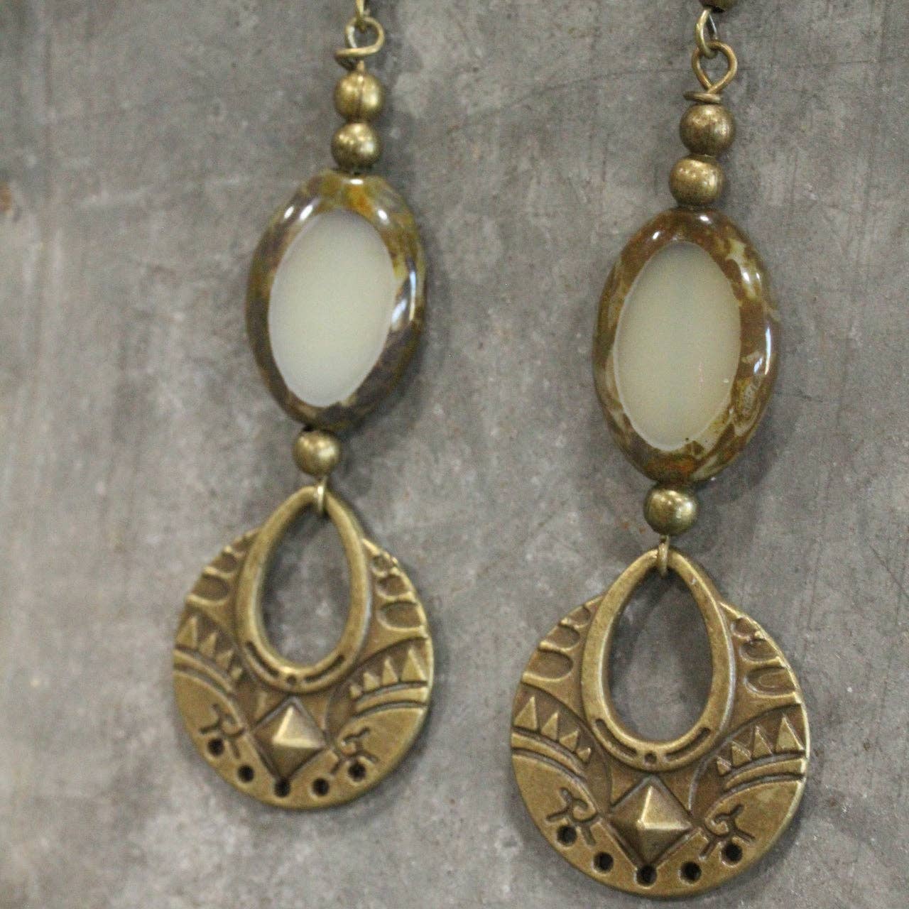 Bronze Ethnic Pendant & Czech Glass Drop Earrings