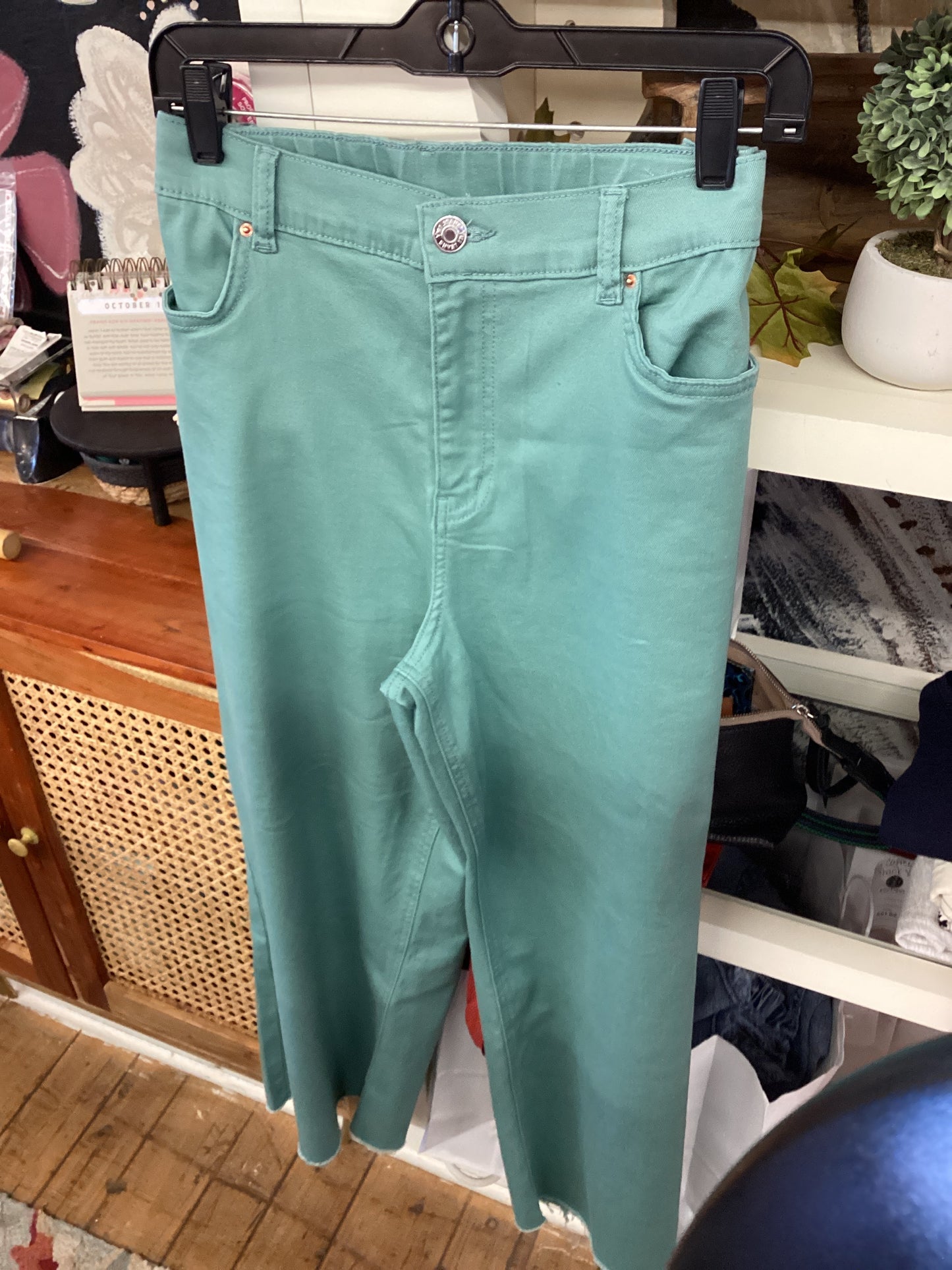 JP remix YMI cropped pants green xl