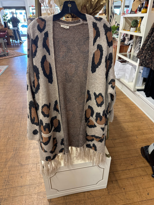 KC -  Jodifil Leopard Cardigan| Large