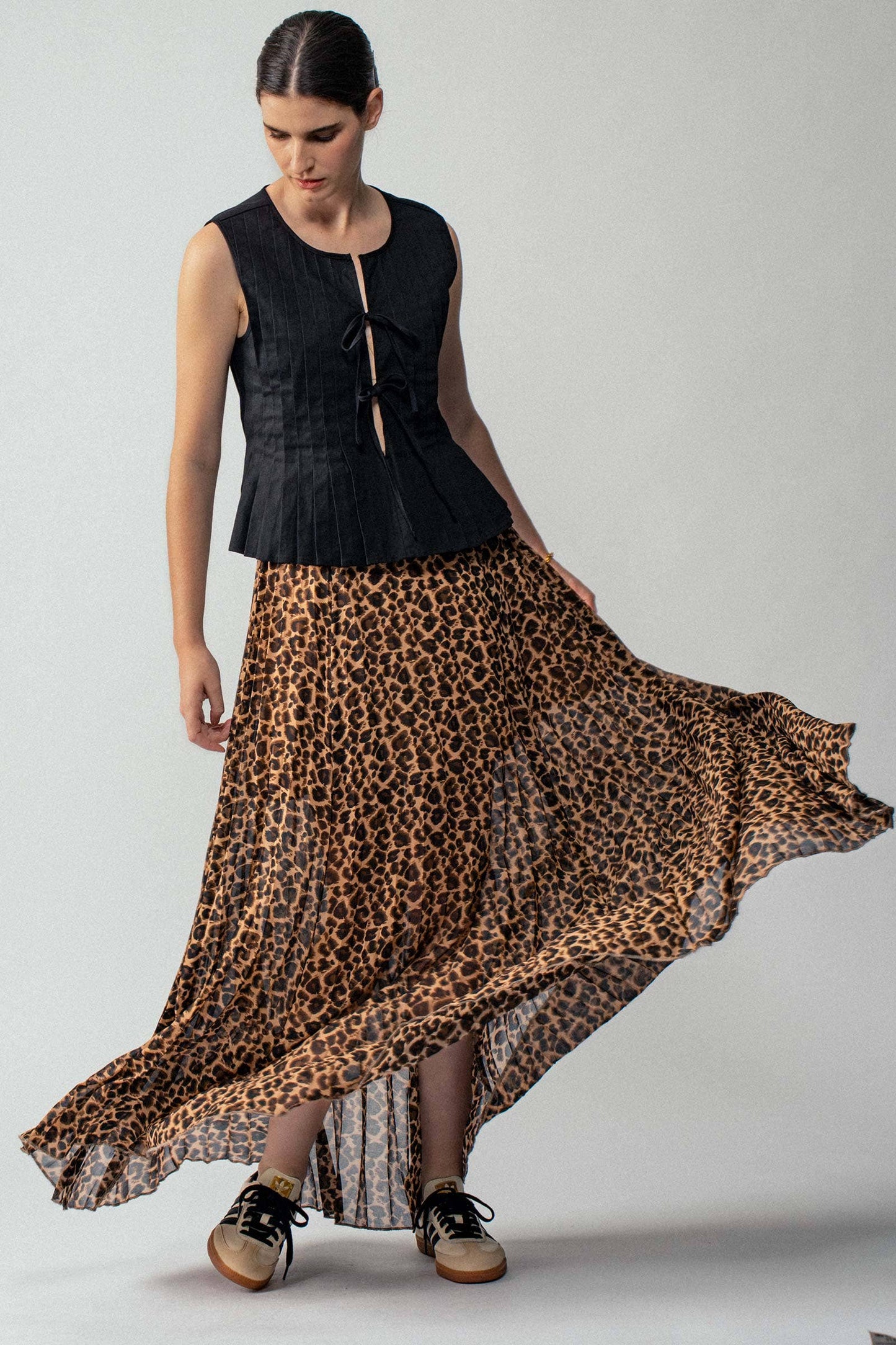 Leona Pleated Midi Skirt