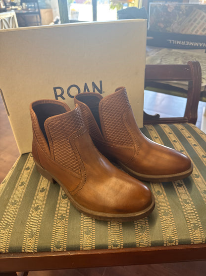 Roan boots by Bedstu | size 7.5