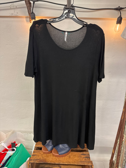 LK - Black Azules Tunic | L