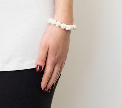 Classic Globe Bracelet - Cream