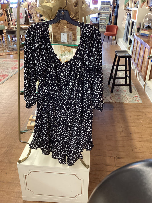 JP black/white off shoulder romper xl
