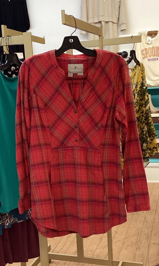 DF - Red Robbin’s tunic Medium