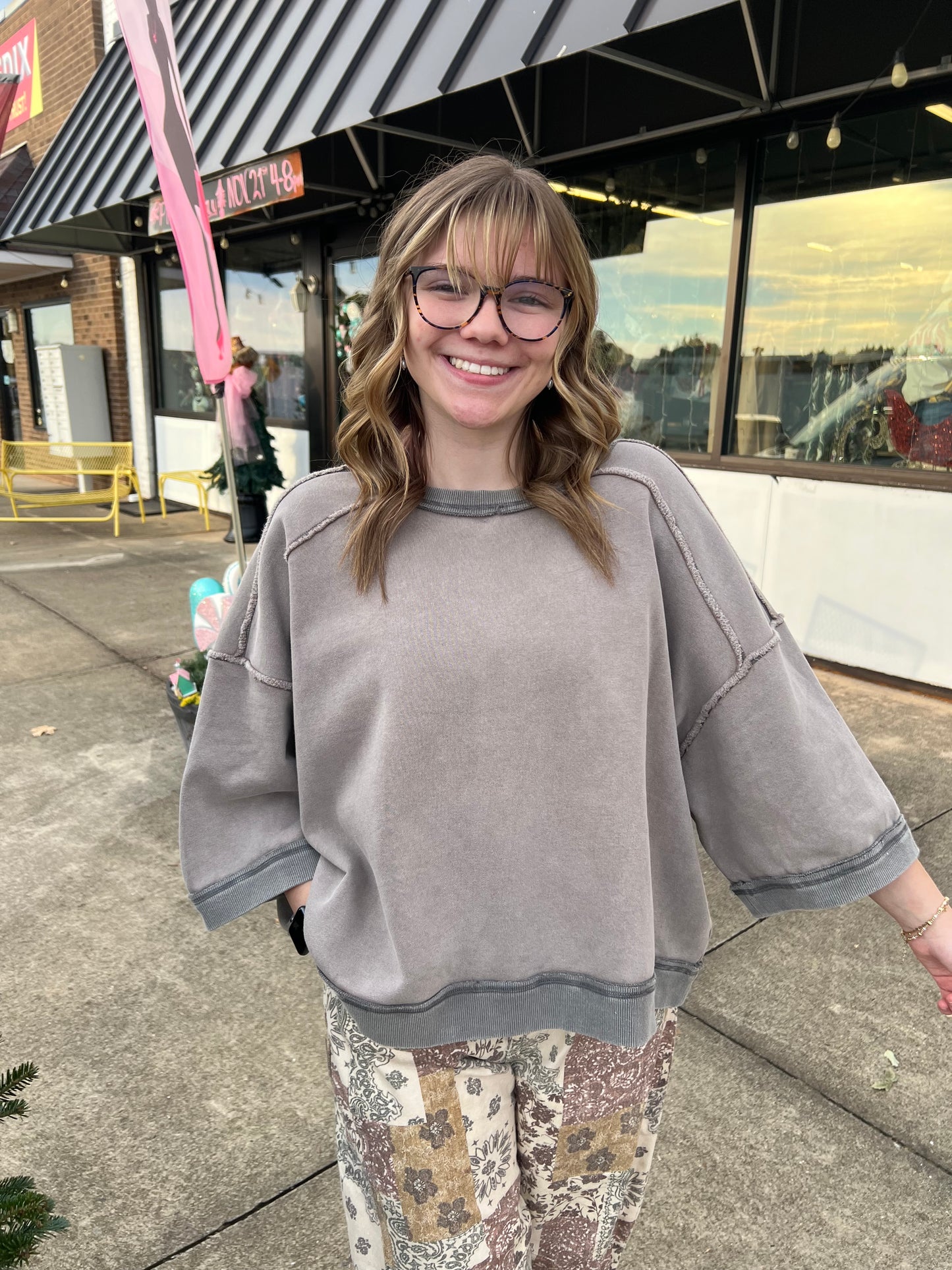 Distressed 3/4 Sleeve Pullover