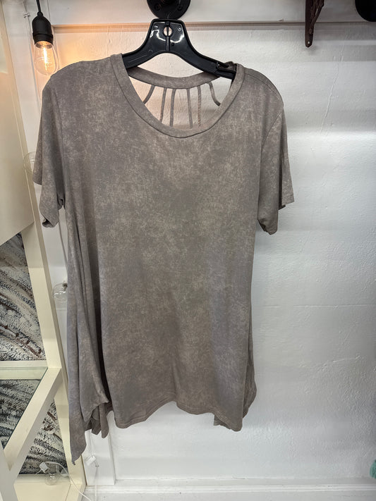WP - shark bite tee with back cutout | 1xl
