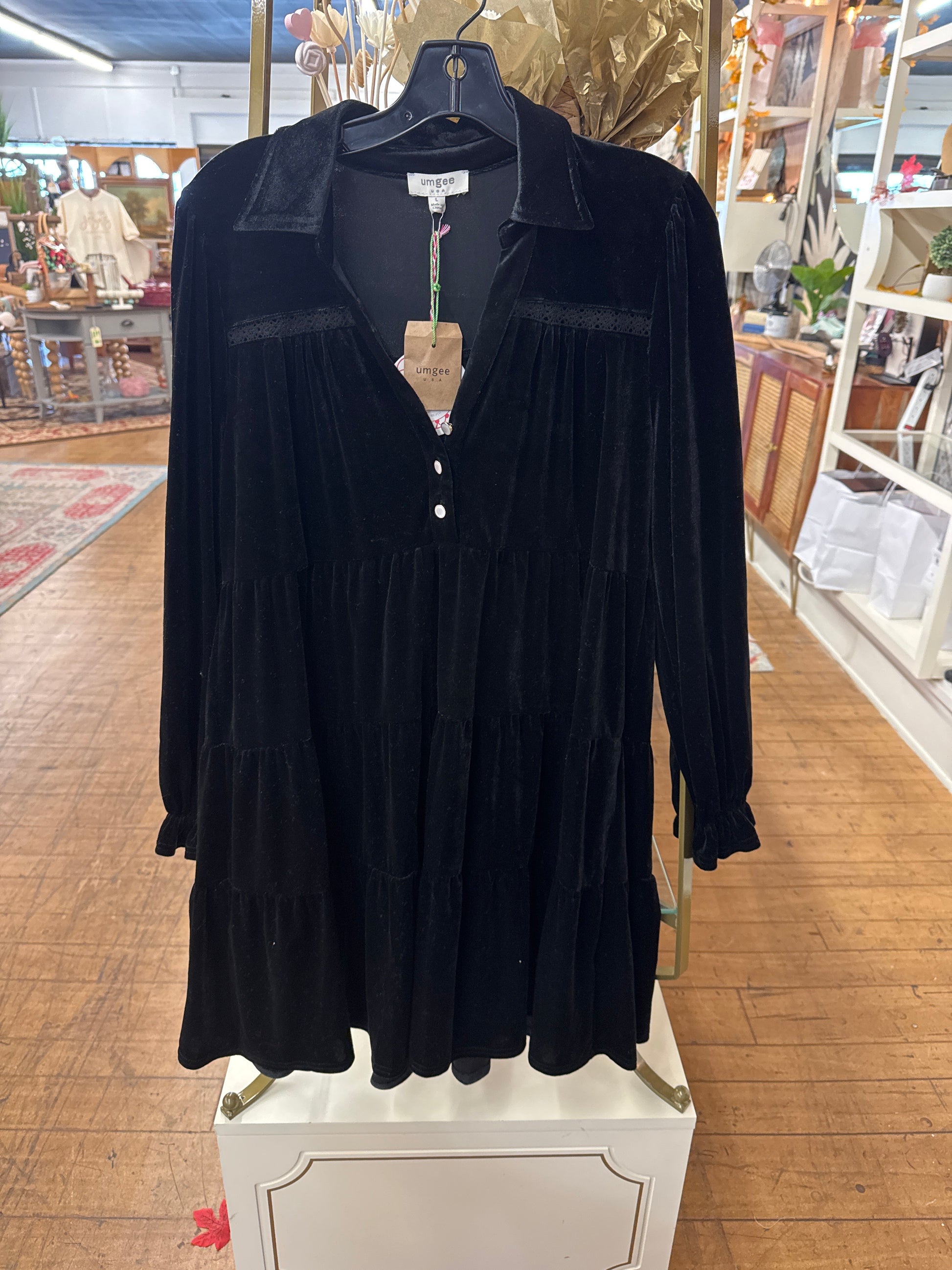 KC - Umgee Black Velvet Dress | XL C321 Boutique KC - Umgee Black Velvet Dress | XL C321 Boutique