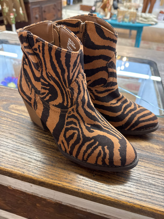 SE - Sugar Zebra Booties | 8m