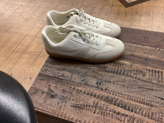 JP Dolche Vita off white sneaker