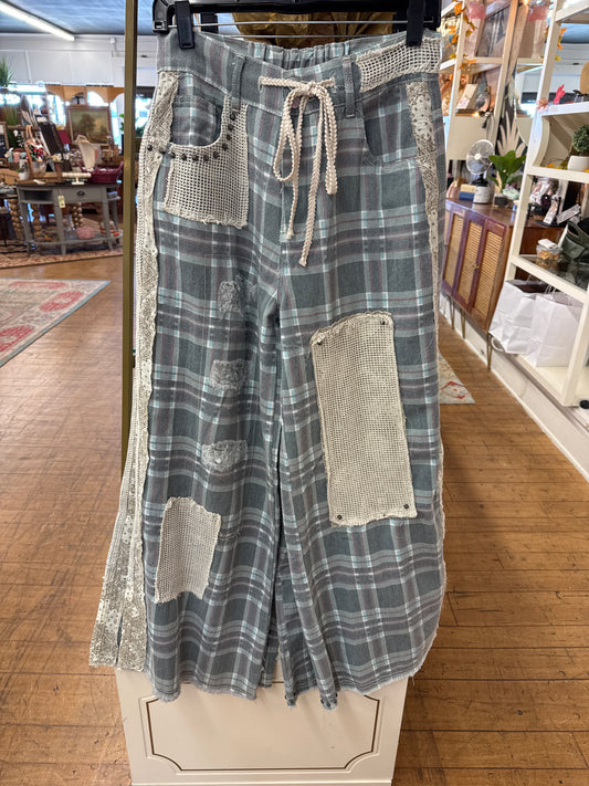 SE - POL Plaid Mix Pants | small