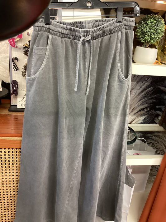 JP remix Zenenna lounge pants size M