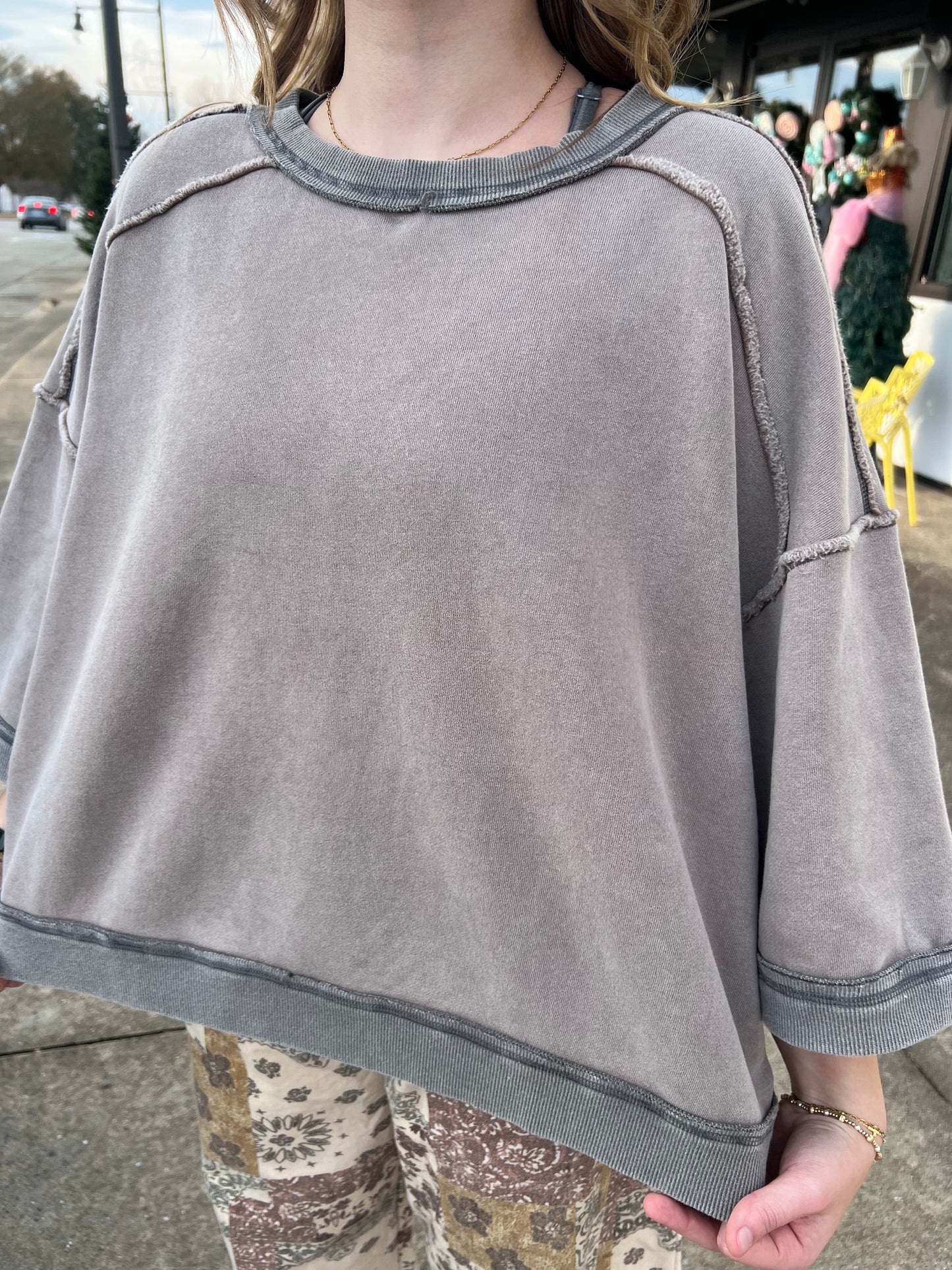 Distressed 3/4 Sleeve Pullover