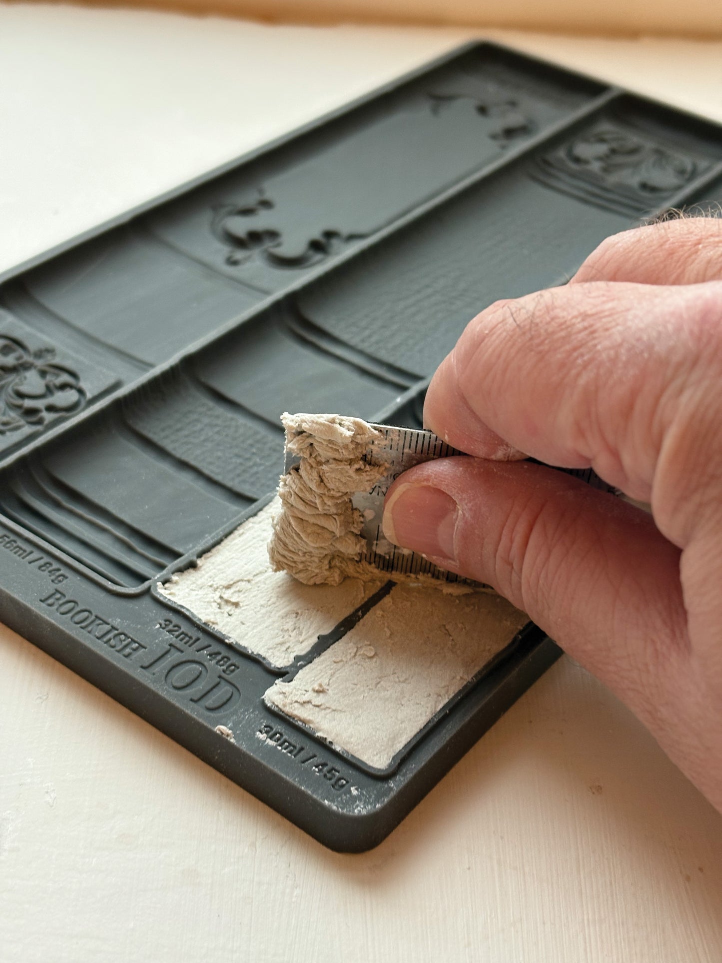 Bookish 6x10 IOD Mould™