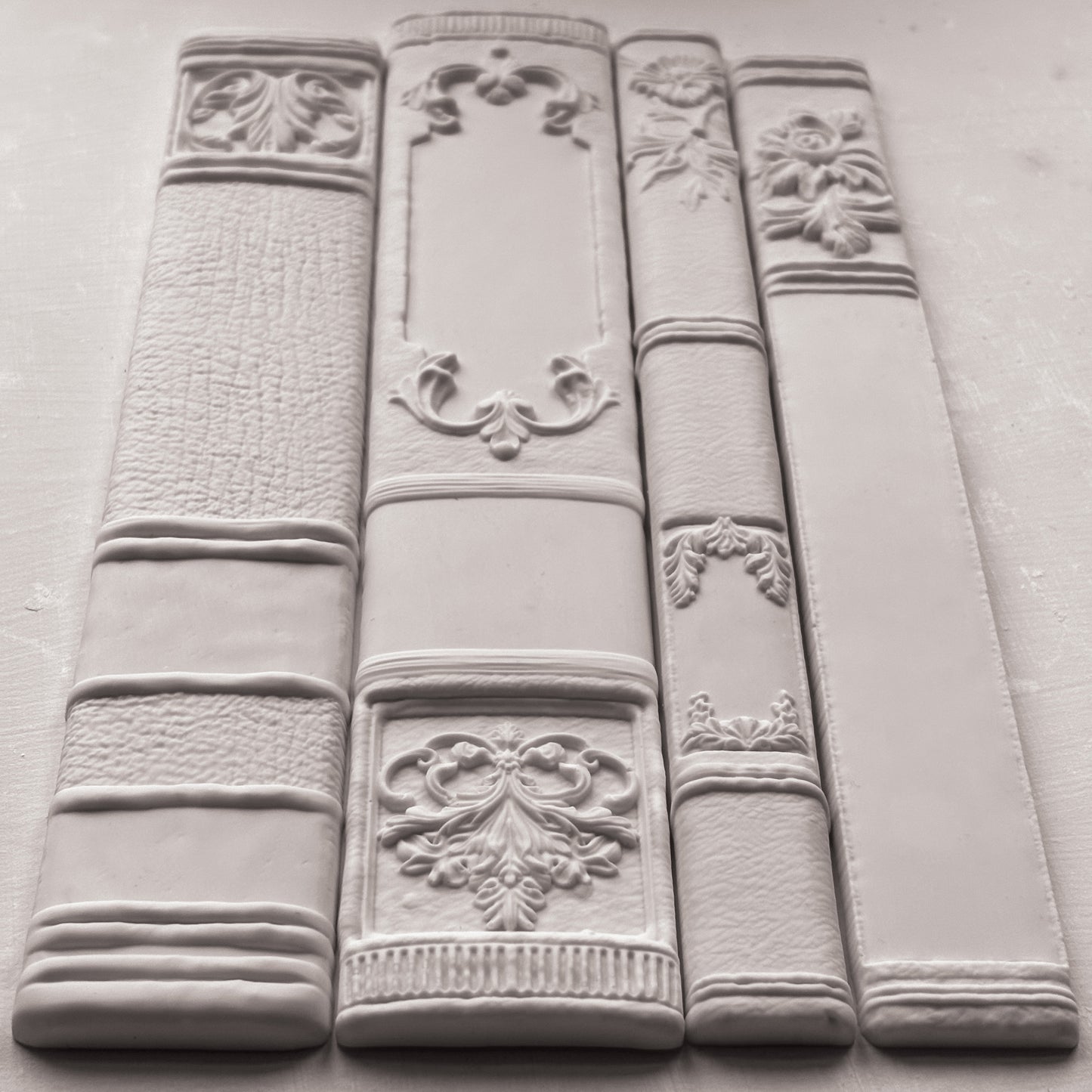 Bookish 6x10 IOD Mould™
