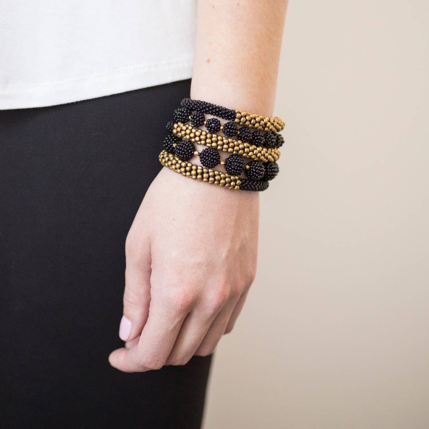 Luxe Globe Bracelet - Black