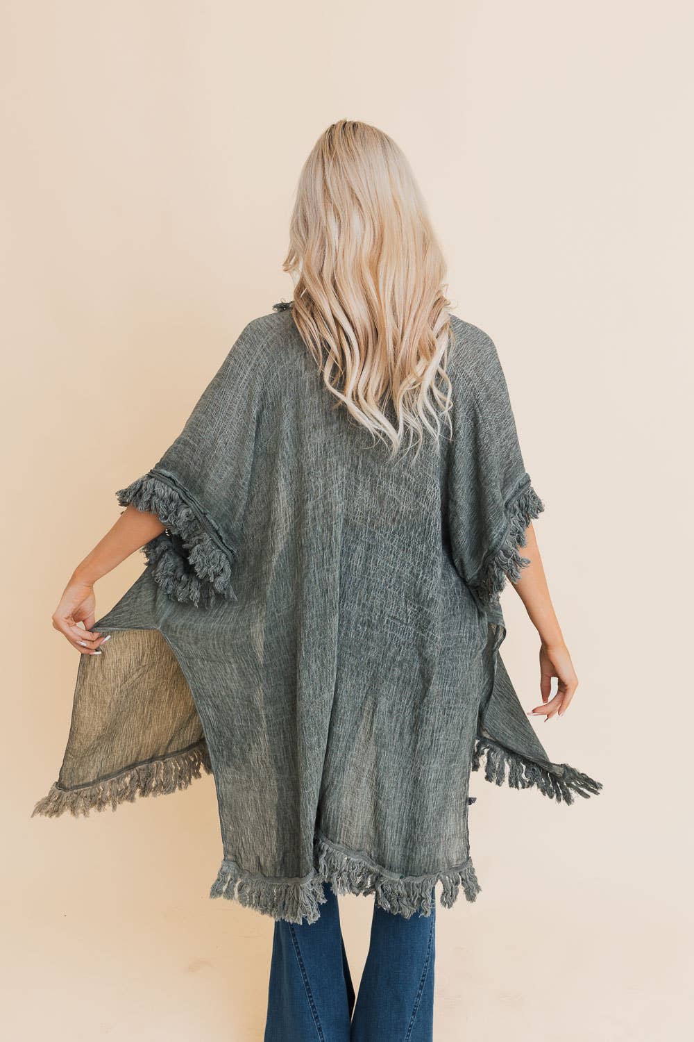 Zara Fringe Ruffle Kimono☀️