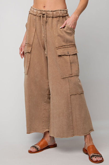 Dr. Feel Good Cargo Pants | Latte