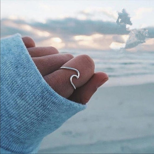 Puravida Wave Ring