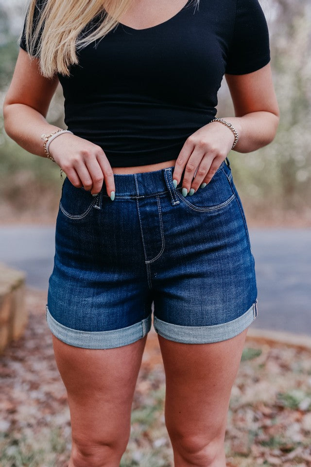 Pull-on jeans shorts